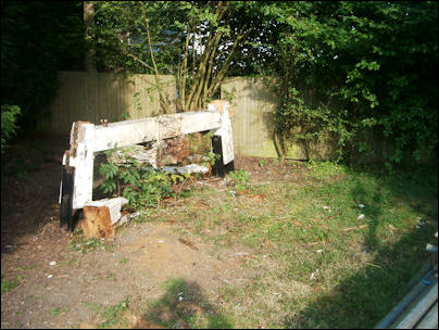 Remains of fantail carriage.